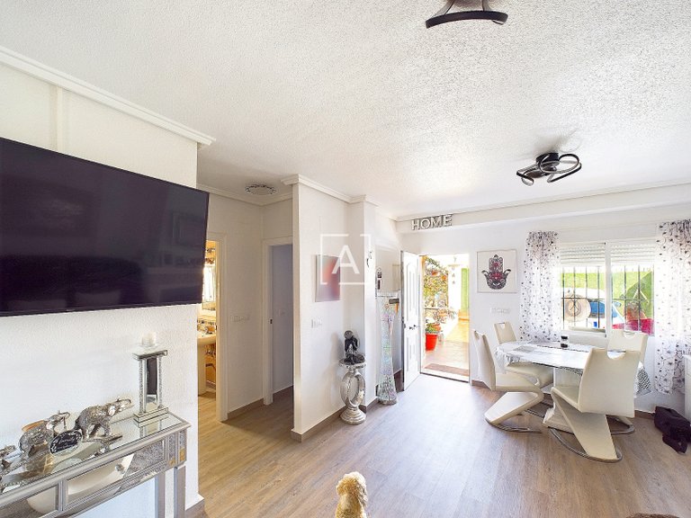 Villa for Sale in Pinar De Campoverde, Alicante 8