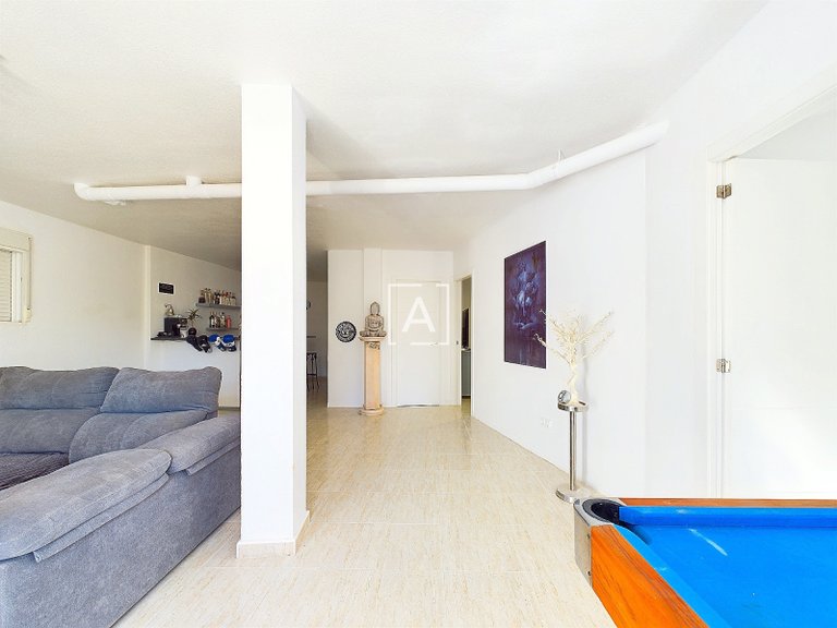 Villa for Sale in Pinar De Campoverde, Alicante 35