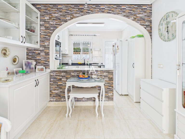 Villa for Sale in Pinar De Campoverde, Alicante 3