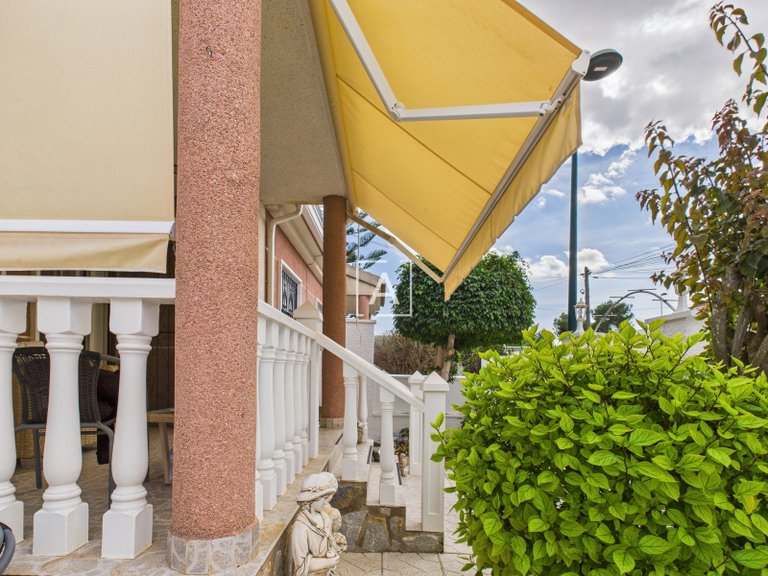 Villa for Sale in Pinar De Campoverde, Alicante 34
