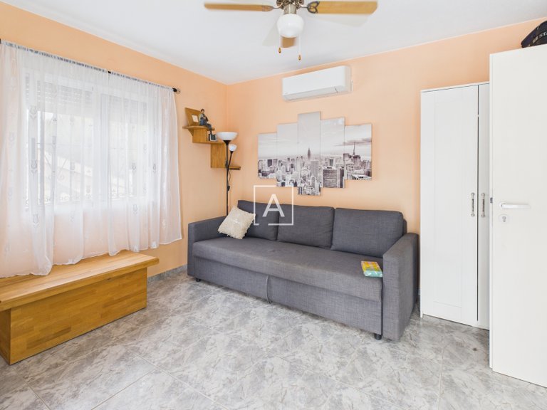 Villa for Sale in Pinar De Campoverde, Alicante 25