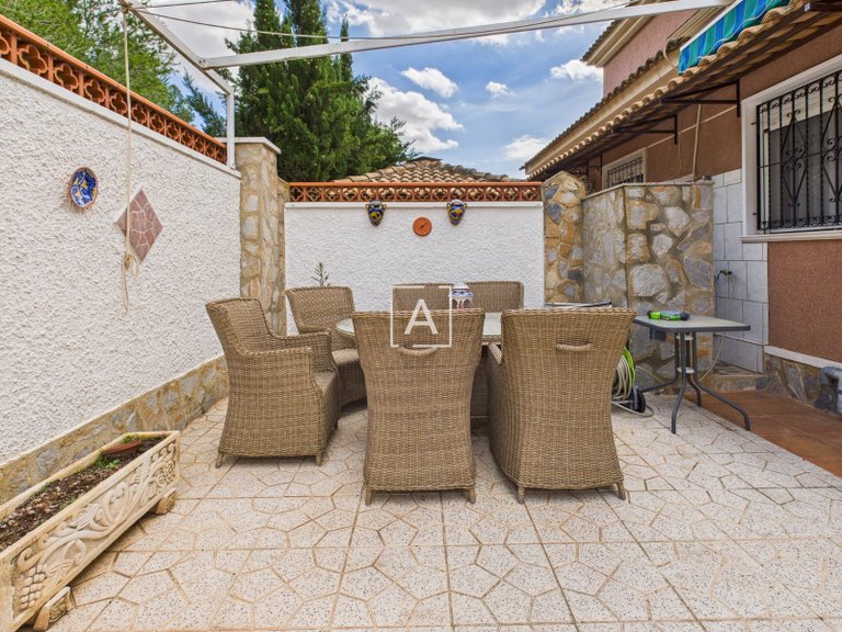 Villa for Sale in Pinar De Campoverde, Alicante 19