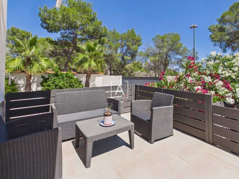 Villa for Sale in Pinar De Campoverde, Alicante 32