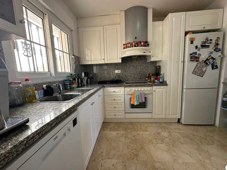 Town House for Sale in Las Ramblas, Alicante 11