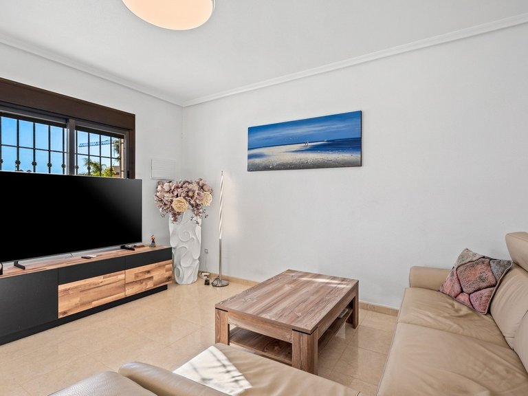 Town House for Sale in San Miguel De Salinas, Alicante 6