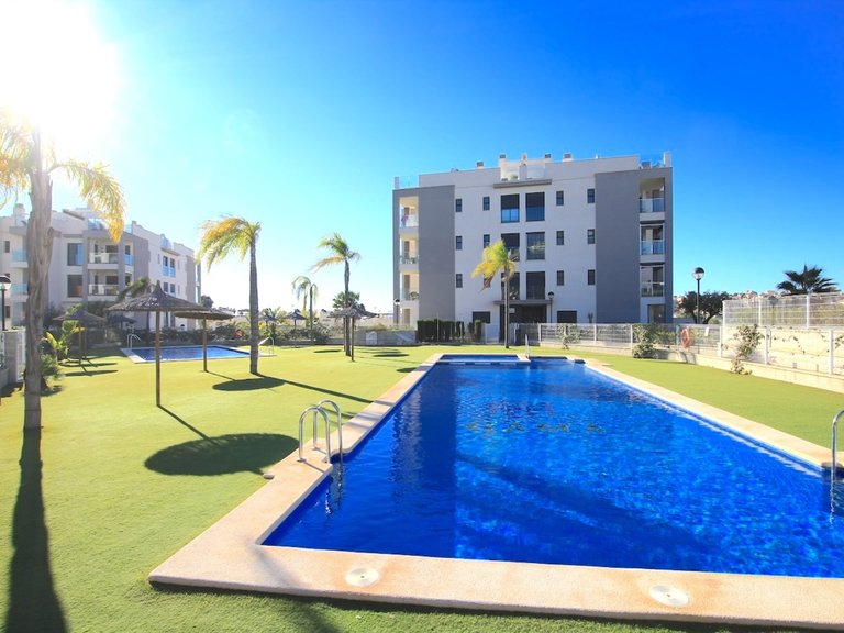 Apartment for Sale in Villamartin, Alicante 2