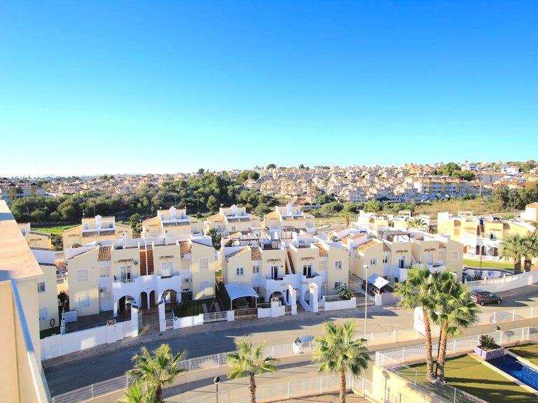 Apartment for Sale in Villamartin, Alicante 29