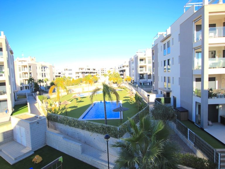 Apartment for Sale in Villamartin, Alicante 28