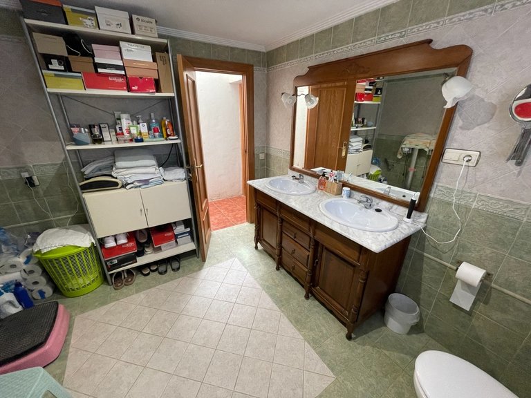 Villa for Sale in Crevillente, Alicante 38