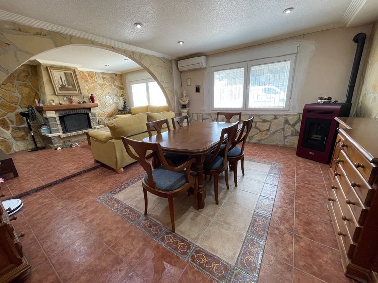 Villa for Sale in Crevillente, Alicante 3