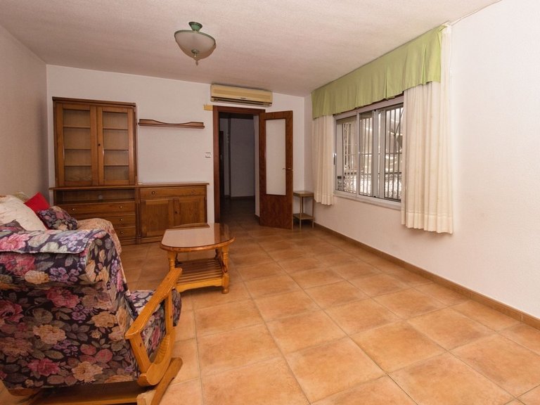 Villa for Sale in Benijofar, Alicante 13