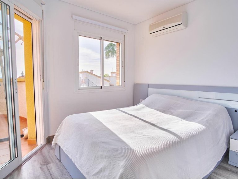 Villa for Sale in Los Montesinos, Alicante 14
