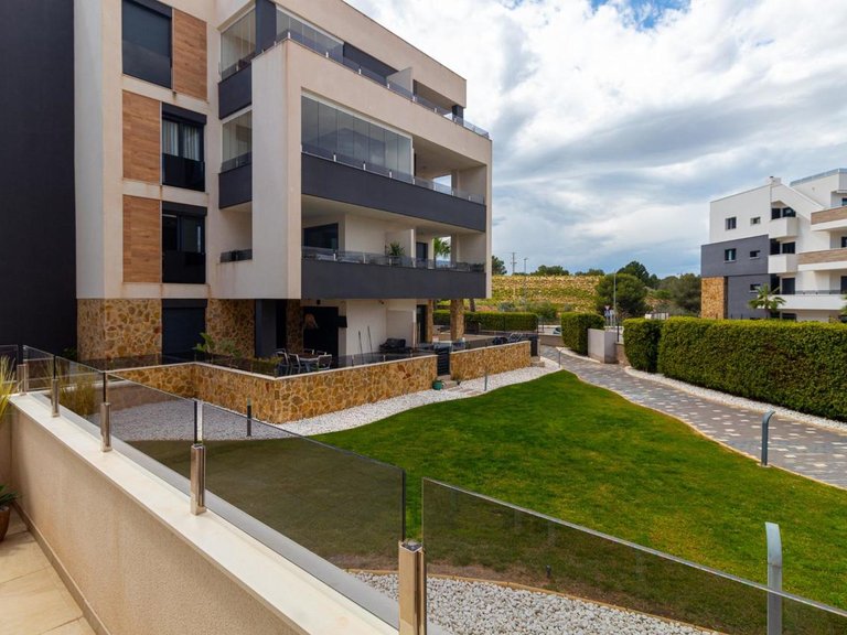 Apartment for Sale in Orihuela Costa, Alicante 23