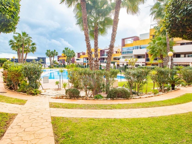 Apartment for Sale in Orihuela Costa, Alicante 34