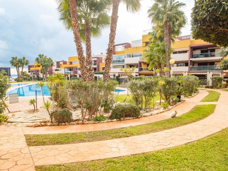 Apartment for Sale in Orihuela Costa, Alicante 37