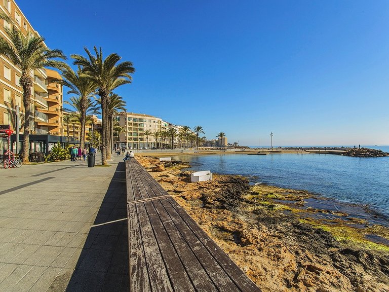 Apartment for Sale in Torrevieja, Alicante 45