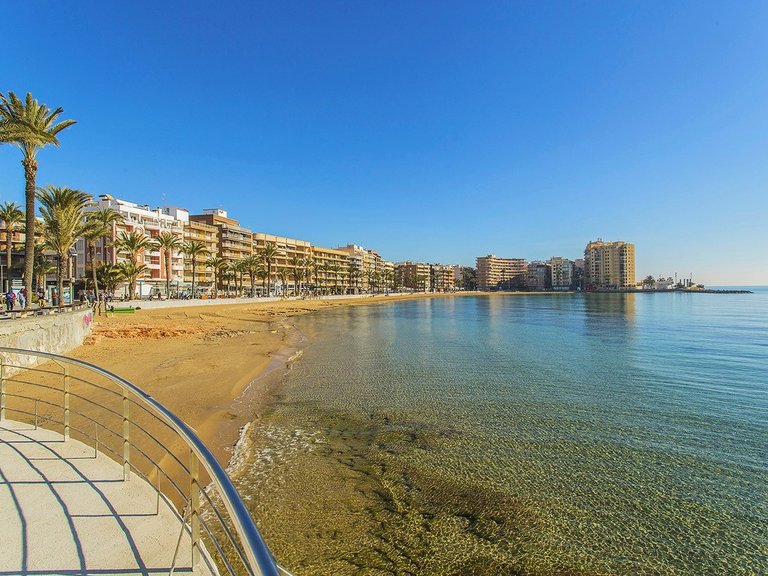 Apartment for Sale in Torrevieja, Alicante 1