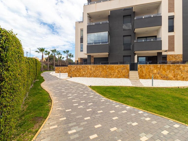 Apartment for Sale in Orihuela Costa, Alicante 26