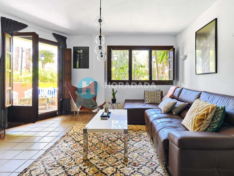 Apartment for Sale in Punta Prima, Alicante 11