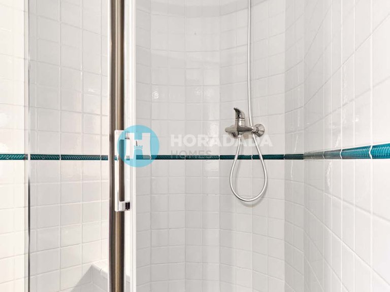 Apartment for Sale in Punta Prima, Alicante 20