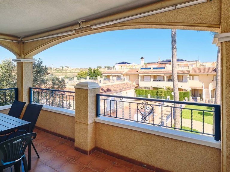 Apartment for Sale in Mil Palmeras, Alicante 4