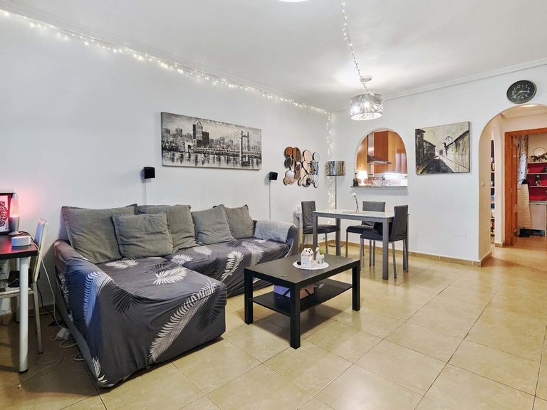 Town House for Sale in Villamartin, Alicante 4