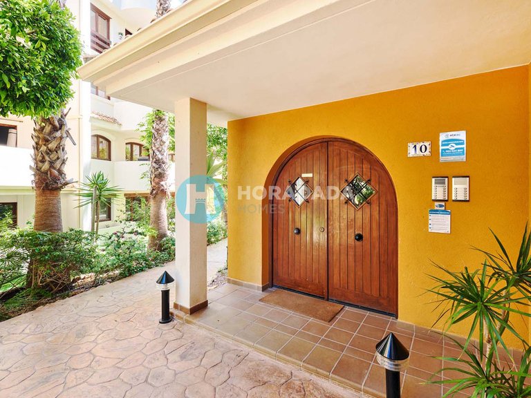 Apartment for Sale in Punta Prima, Alicante 2