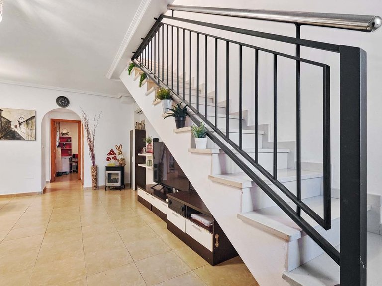 Town House for Sale in Villamartin, Alicante 8