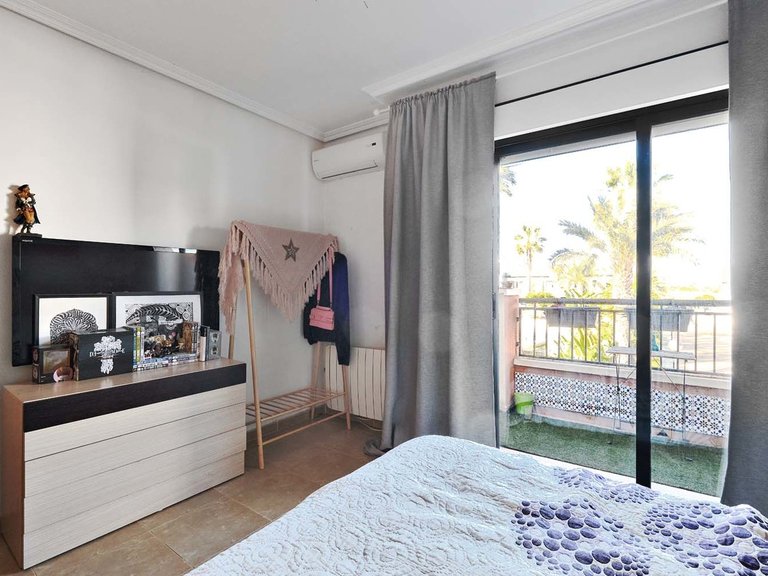 Town House for Sale in Villamartin, Alicante 37