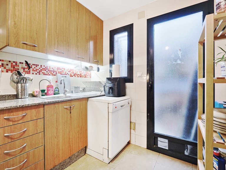 Town House for Sale in Villamartin, Alicante 12