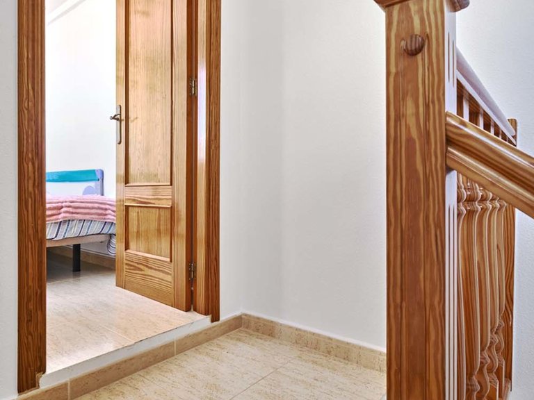 Apartment for Sale in Mil Palmeras, Alicante 19