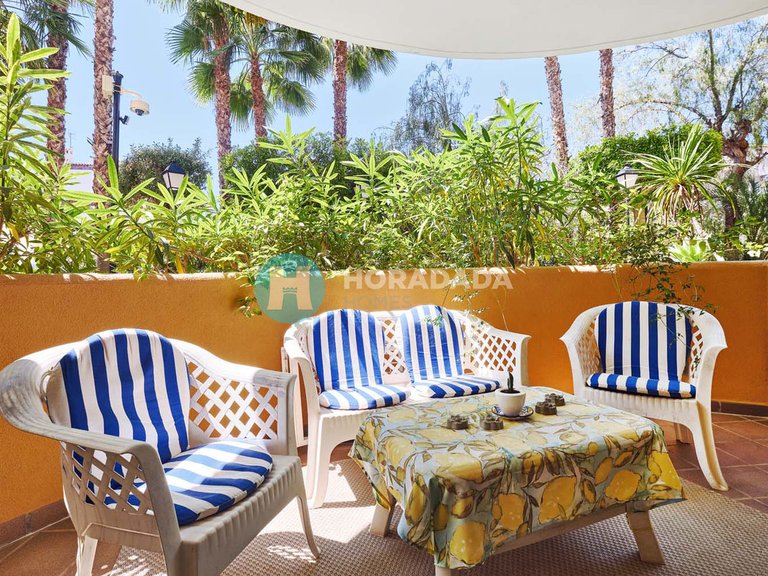 Apartment for Sale in Punta Prima, Alicante 26