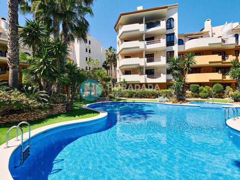 Apartment for Sale in Punta Prima, Alicante 34