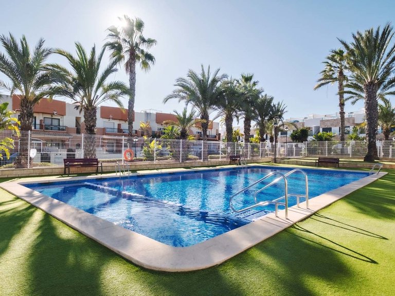 Town House for Sale in Villamartin, Alicante 2