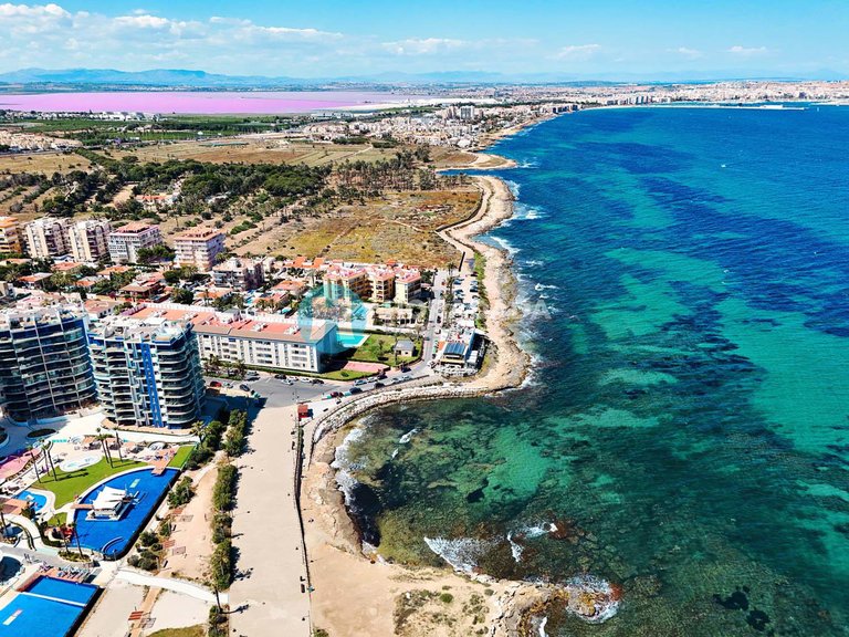 Apartment for Sale in Punta Prima, Alicante 40