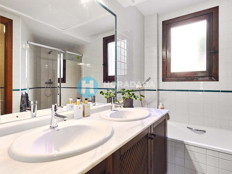 Apartment for Sale in Punta Prima, Alicante 22