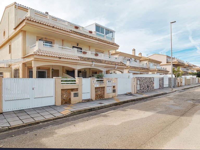 Town House for Sale in Torre De La Horadada, Murcia 4