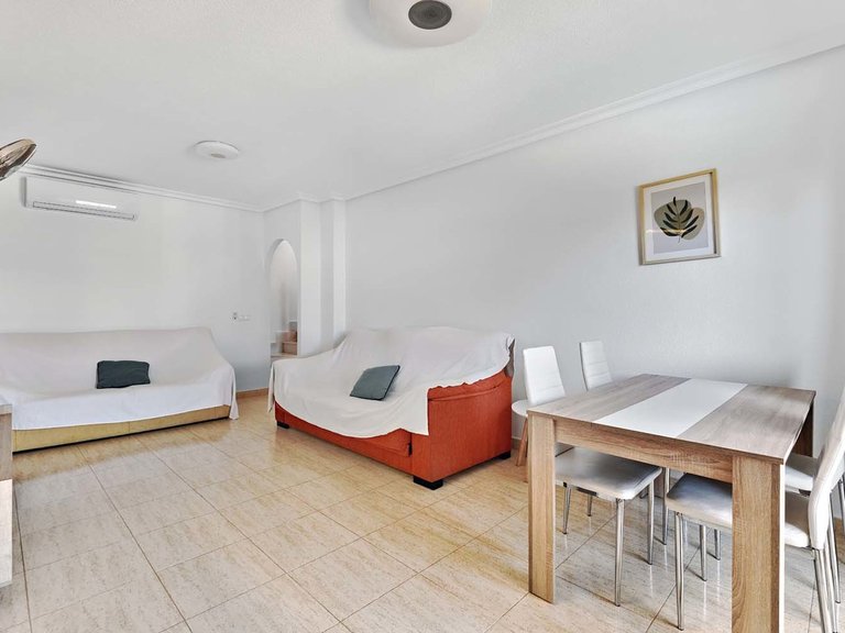 Apartment for Sale in Mil Palmeras, Alicante 7