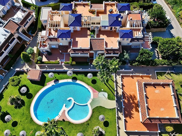 Apartment for Sale in Mil Palmeras, Alicante 45