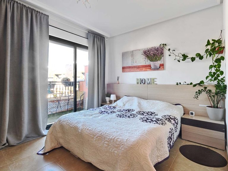 Town House for Sale in Villamartin, Alicante 35