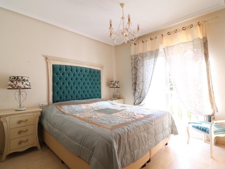 Villa for Sale in Torrevieja, Alicante 14