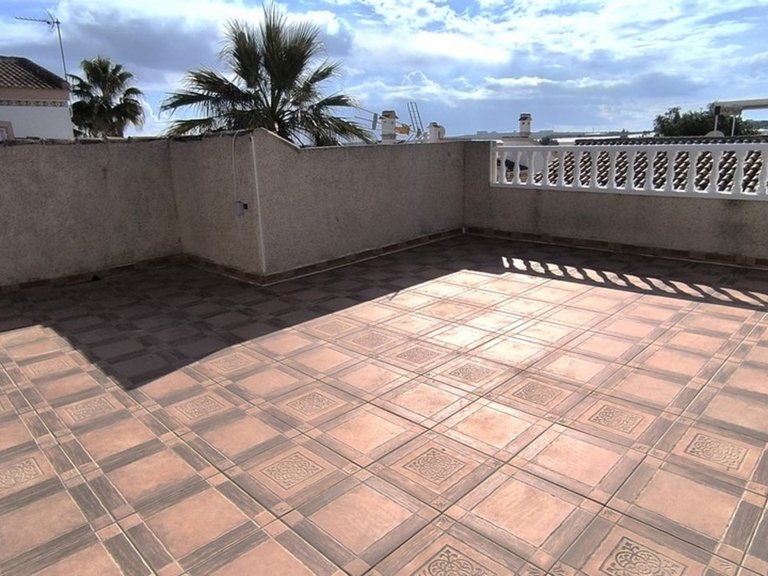 Villa for Sale in Algorfa, Alicante 16