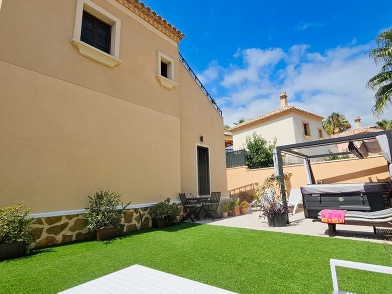 Villa for Sale in Ciudad Quesada, Alicante 14
