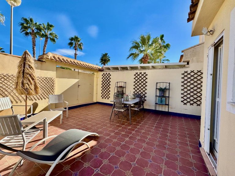 Villa for Sale in Benijofar, Alicante 24