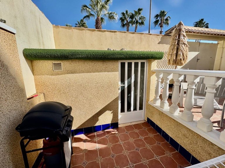 Villa for Sale in Benijofar, Alicante 11