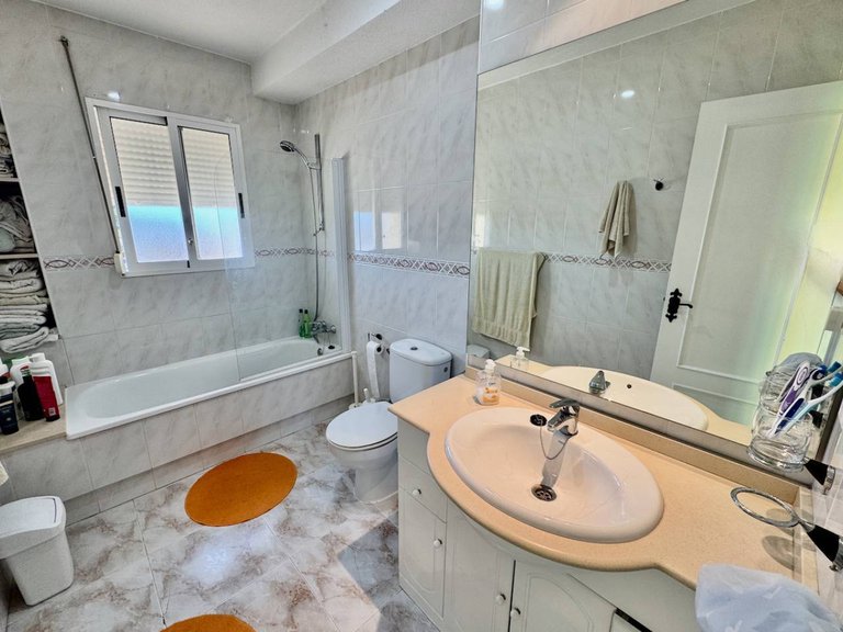 Villa for Sale in Benijofar, Alicante 5