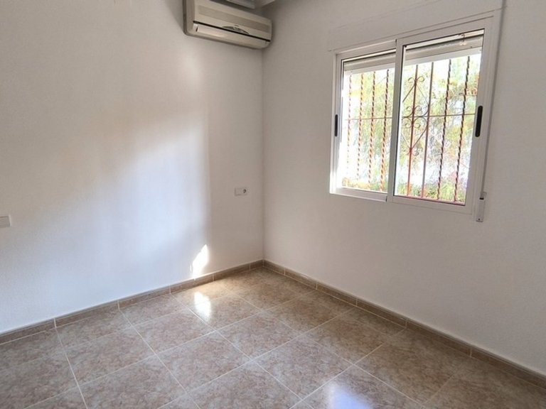Villa for Sale in Algorfa, Alicante 7