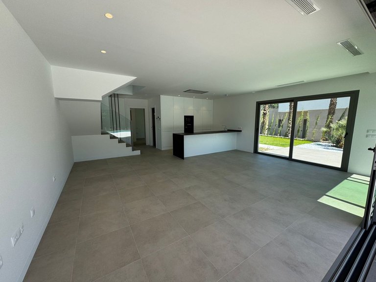Villa for Sale in Las Colinas Golf Resort, Alicante 17