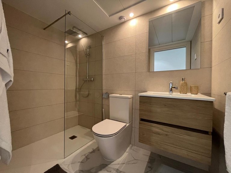 Apartment for Sale in Punta Prima, Alicante 9