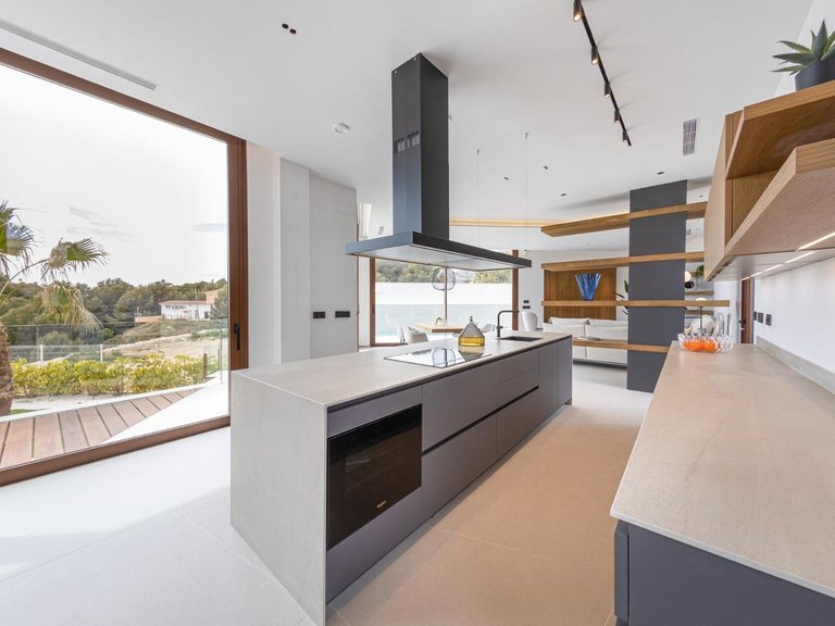 Villa for Sale in Benidorm, Alicante 36